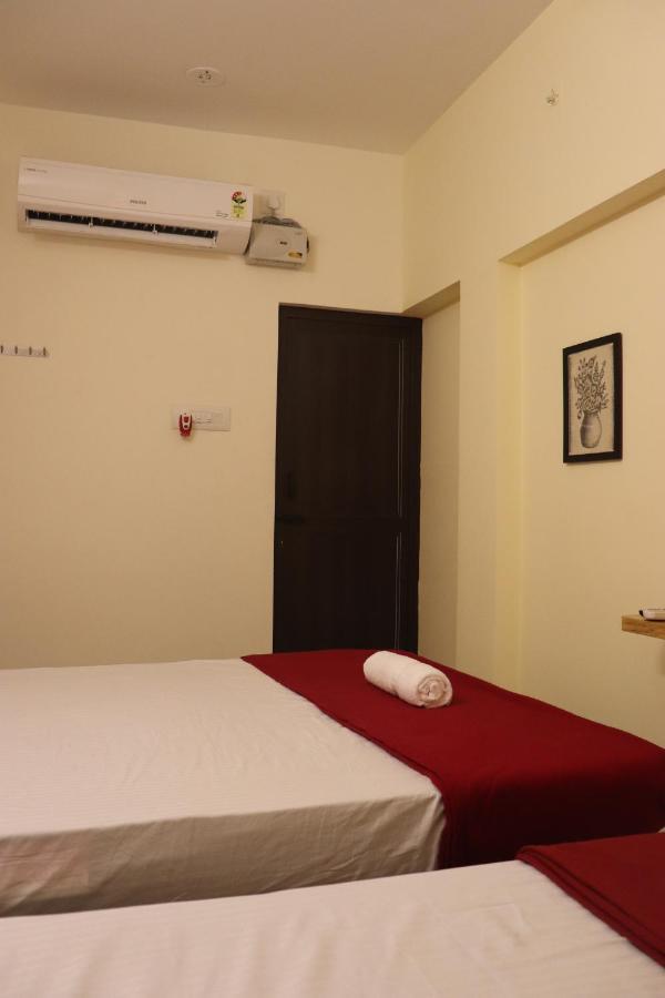 Grand Suites Srirangam Tiruchirappalli Eksteriør billede
