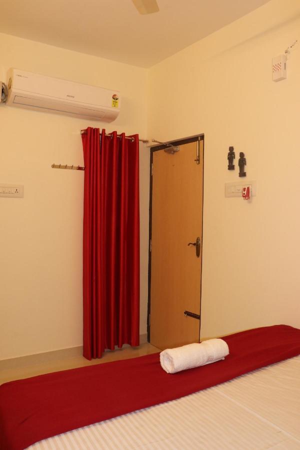 Grand Suites Srirangam Tiruchirappalli Eksteriør billede